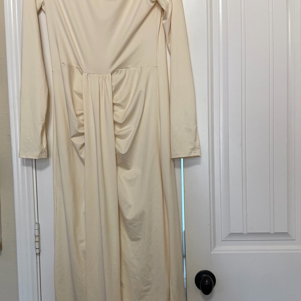 Elegant Deep Cream Long Sleeve Dress